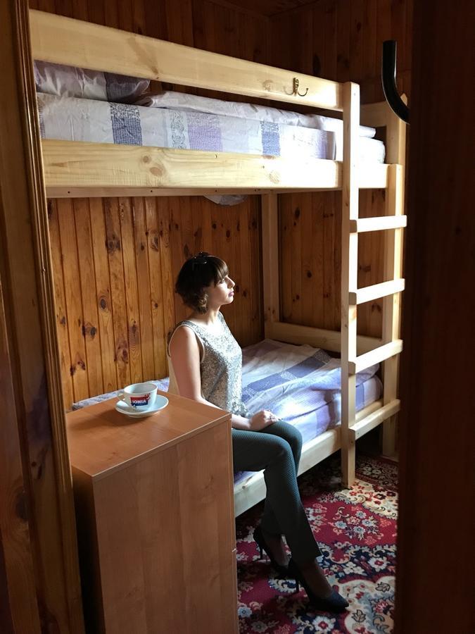 Hotelhola Tsjernihiv Rom bilde